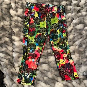 Constantly Varied Gear CVG Skull Capri Leggings - Size XLarge - Retired print